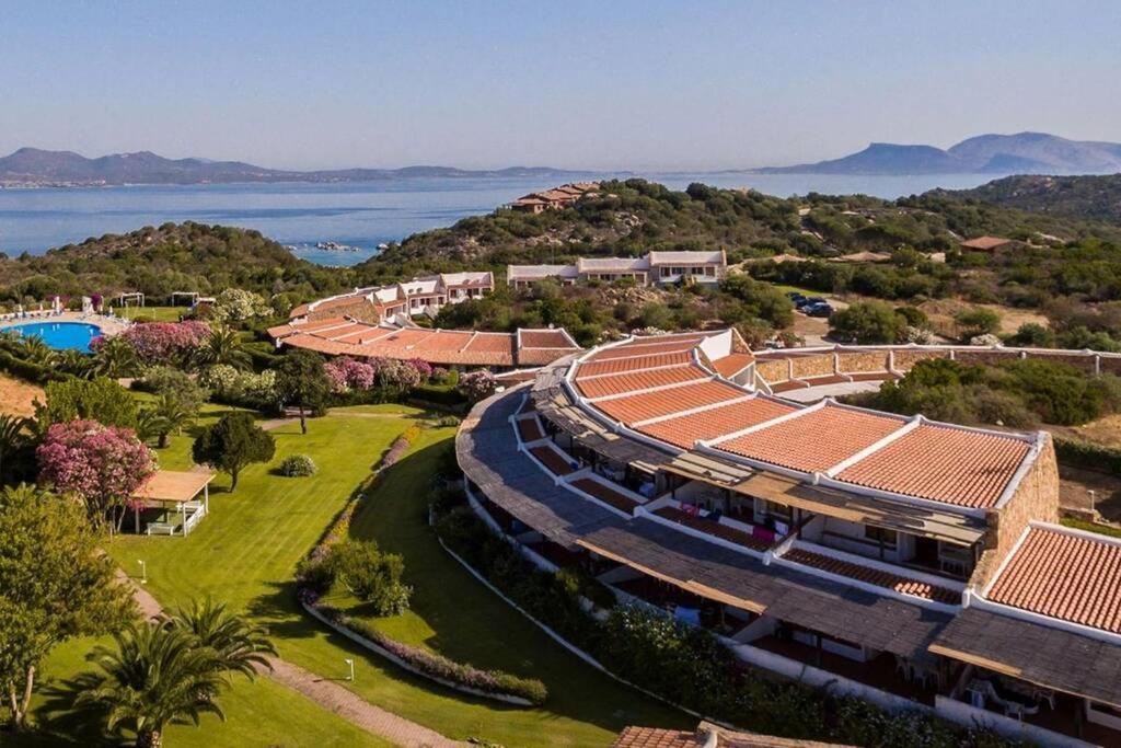 Boho Chic Beach Resort In Sardegna Porto Istana Exterior photo